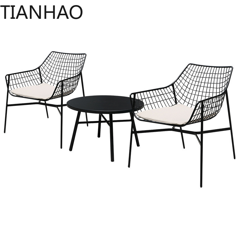 Outdoor Metal Table and Kit Co - огляд і ціна Gardening Tools Kit For Sale
